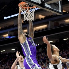 爱游戏-步行者内线双塔成绩斐然，东部战场开创新局面()