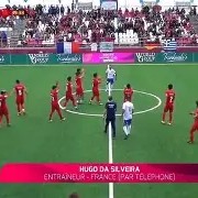 ayx-裁判在比赛中判罚引发争议，球迷纷纷表达不满()