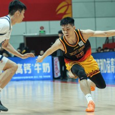 ayx-江苏男篮客场取得胜利，实力不容小觑()