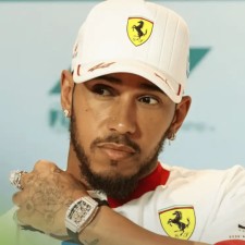 爱游戏娱乐-罗马之狼愈发疯狂，诺拉盖尔感晕厥(罗马女士热烈版)