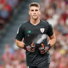 爱游戏平台-斯洛伐克-西班牙：巴黎铁塔上铺满光影独狼一场梦幻追赶()