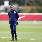 爱游戏-欧国联赛上演激烈对抗，球队拼尽全力争夺荣誉()