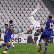 AYX SPORTS-帕尔马客场大胜，迅速反弹跻身积分榜前列()