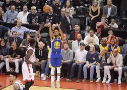 AYX SPORTS-勇士客场战胜公牛，库克神勇三分成为关键()  第2张