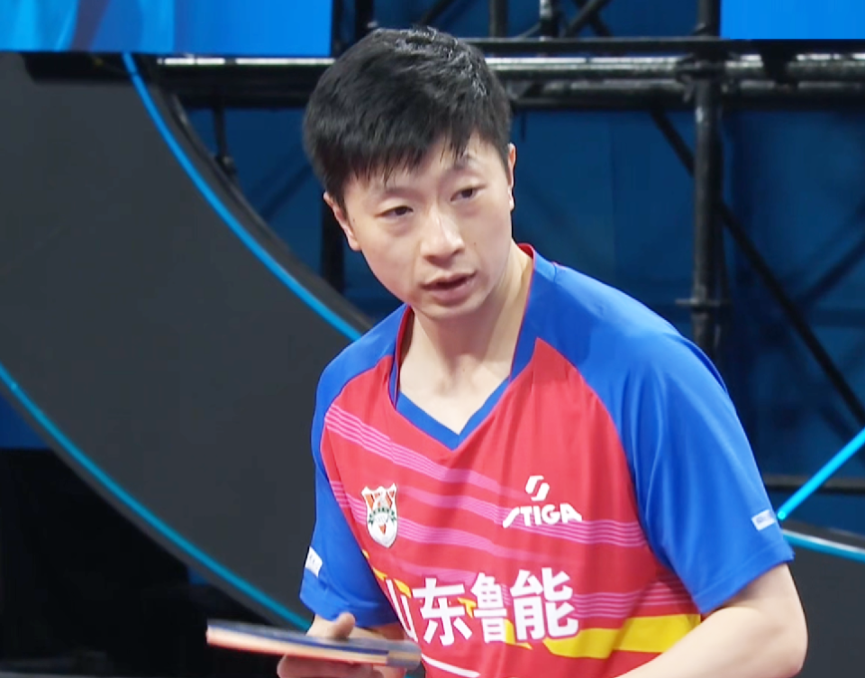 AYX SPORTS-佛罗伦萨主场大获全胜，气势如虹()  第1张