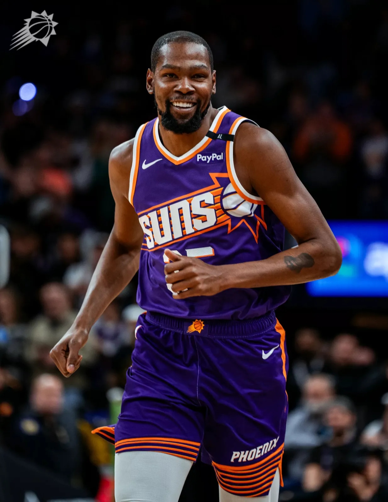 爱游戏平台-勇士队球员私底下密谈意在加强团结()  第1张