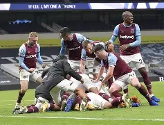 ayx-热刺半场领先，下半场被对手逆袭()  第2张