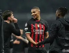 爱游戏娱乐-米兰球队主场浴血奋战，期待欧冠席位如愿(百年大党面对面第三章浴血奋战百折不挠)  第2张